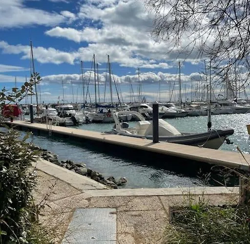 Chez Laurence - Elegant Climatise Avec Wifi Et Parking *