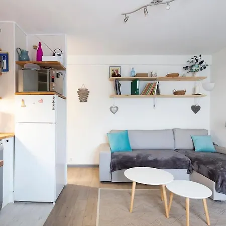 Chez Laurence - élégant Climatisé Avec Wifi Et Parking